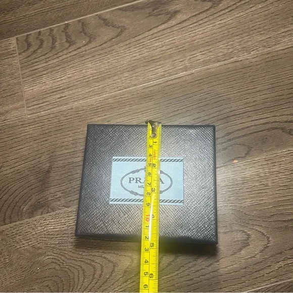 Prada Empty Box - Picture 5 of 5